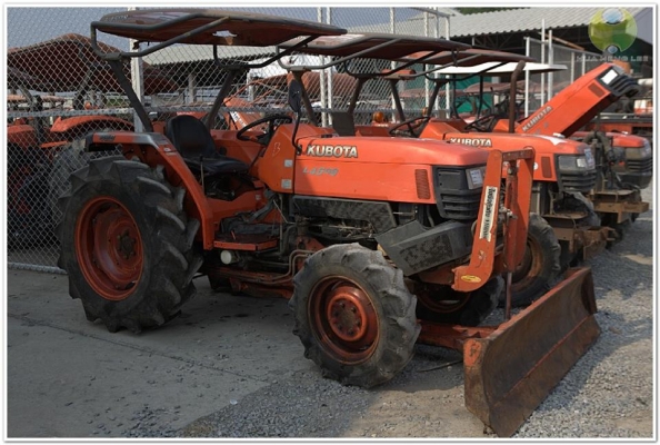 3 พ.ค 57 ยิ่งใหญ่กว่าเดิม งานประมูลเครื่องจักรกลการเกษตรมือสองที่ใหญ่ที่สุด 3 พ.ค 57 ยิ่งใหญ่กว่าเดิม งานประมูลเครื่องจักรกลการเกษตรมือสองที่ใหญ่ที่สุด