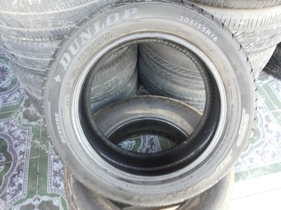 ขายยาง205/55/16 ปี 11 DUNLOP SP01 1 ชุด