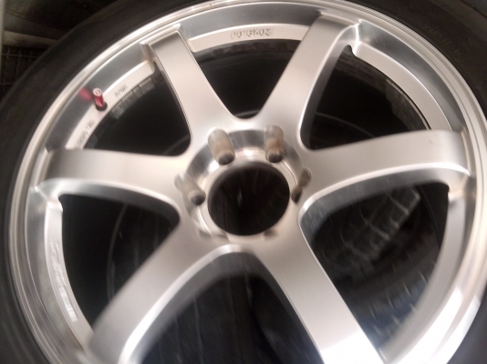 ขายเเม๊ก 20 นิ้ว ยางปี 2013 สวยเดิม ไม่มีริ้วรอย 265/50/20