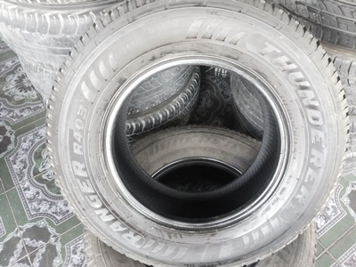 ขายยาง245/70/16 ปี 2012 THUNDERER 1 คู่