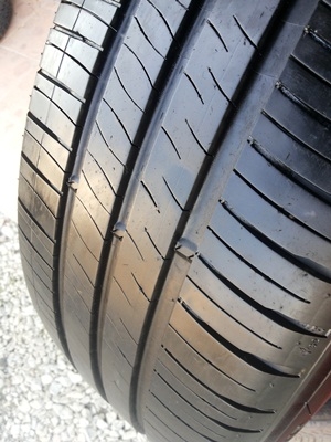 ขายยาง215/60/16 ปี 0912 MICHERLIN ENERGY XM2 1 ชุด