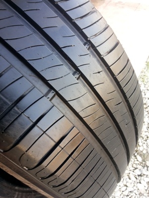 ขายยาง215/60/16 ปี 0912 MICHERLIN ENERGY XM2 1 ชุด