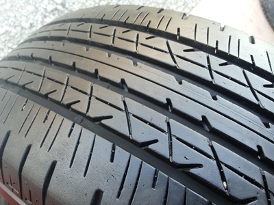 ขายยาง215/60/16 ปี 0612 BRIDGESTONE TURANZA ER33 1 ชุด ขายยาง215/60/16 ปี 0612 BRIDGESTONE TURANZA ER33 1 ชุด