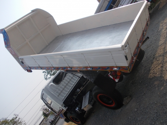 ขายรถ 4 ล้อ NISSAN