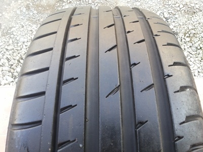 ขายยาง235/40/18 ปี 10 Continenal Sport 3 1 คู่