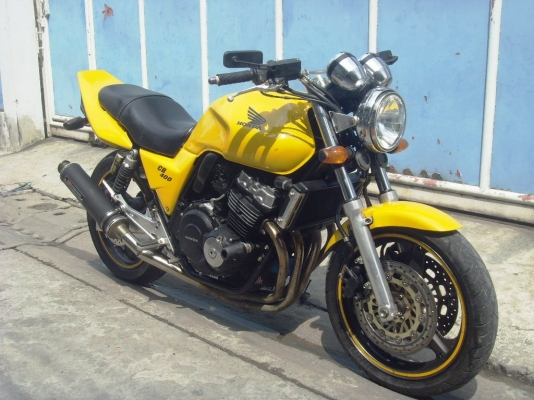 ขายด่วน Honda cb400 ปี95 เก็บงานแล้ว สภาพ95\%