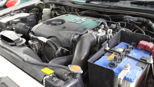 ขาย มิตซูบิชิ PAJERO SPORT 2.5 A.T เกียร์2ระบบ ใช้งานมือเดียว วิ่งน้อย 2012 สภาพสวย ท็อป รถเดิมๆๆ เครื่องดี