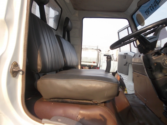 ขายรถ 6 ล้อ มีหลังคา HINO FC112A