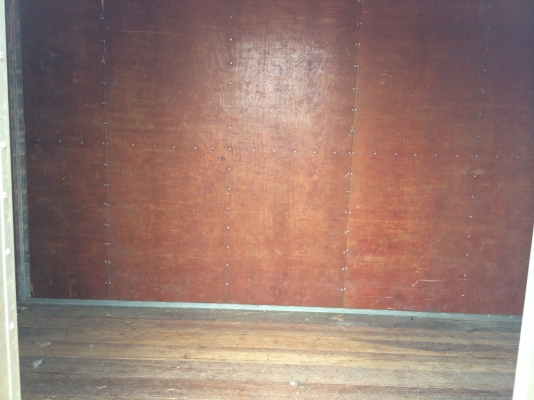 ขายตู้แห้งยกลงจาก 4 ล้อ NKR สภาพดีค่ะ ขายตู้แห้งยกลงจาก 4 ล้อ NKR สภาพดีค่ะ