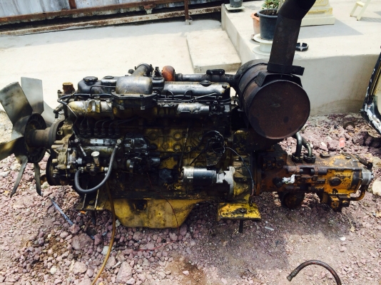 ขายด่วนเครื่อง6D31 กรองเดี่ยว และปั้ม NV111