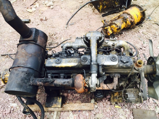 ขายด่วนเครื่อง6D31 กรองเดี่ยว และปั้ม NV111