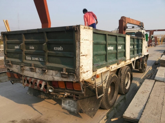 &lt;&lt;600,000&gt;&gt; Isuzu Rocky 195 แรง 2 เพลา รถพร้อมใช้งาน
