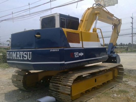 ขายโคมัสซุ 100-3 ราคา 550,000 บาท