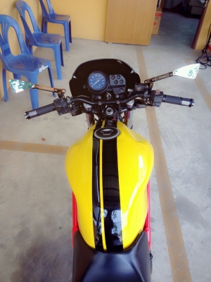 กรุณาอ่านรายละเอียด...ขาย VTR M250  เอกสารสำเนาทะเบียนแท้+ป้ายทะเบียนใบซื้อขาย มี พรบ. รถสวยเครื่องดี100\% วิ่งทริปยาวๆสบาย" นอกนั้นตามรูปทุกอย่าง ราคา 68,888 บาท ต่อลองได้ครับ สอบถามที่เบอร์ 092-6429114 ตลอด24 ซม. รถอยู่ สุพรรณบุรีครับ