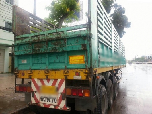 ขาย หางพ่วง 3 เพลา. ปี 47 - ปี 48  ( มีขาย 2 หาง. )  สนใจติดต่อ 081 - 6079515