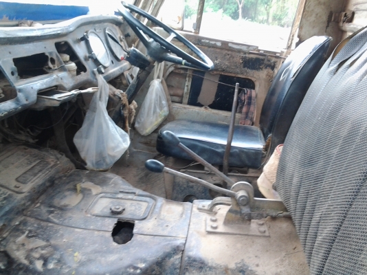 HINO KM310 ดั้ม เครื่อง 4 สูบ 117 แรงม้า F หน้าหลัง เล่มพร้อมโอน HINO KM310 ดั้ม เครื่อง 4 สูบ 117 แรงม้า F หน้าหลัง เล่มพร้อมโอน