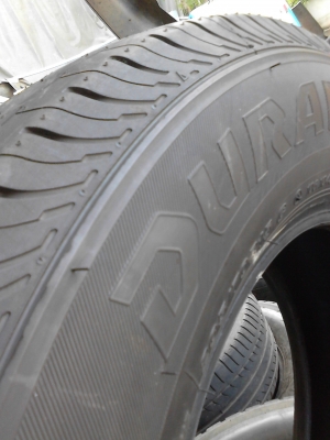 ยางใหม่ครับ ( มีเส้นเดียว ) 205/70R15  BRIDGESTONE DURAVIS R611  TEL.081-427-3941