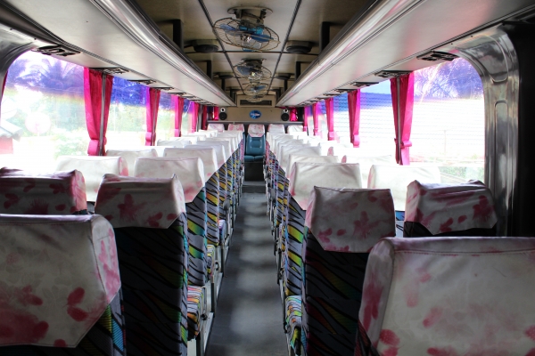 ขายรถบัส ISUZU 6 สูบ 260 ชั้นคืบ เครื่องท้าย แอร์แยก แหนบ ใช้งานได้เลย ต่อรองได้ พร้อมโอน