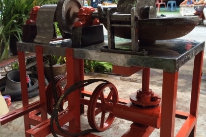 ขายชุดเครื่องทำลูกชิ้น แสตลเลส ยกชุดใหญ่ ถูกๆเลิกกิจการทิ้งเจ้าของเก่าทิ้งไว้เชยๆขายครับสภาพยังดีๆคับแสตลเลสแท้าราคานี้คุ่มคับ