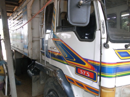 ขายสิบล้อหลง พร้อมใช้ ยางดี10เส้น