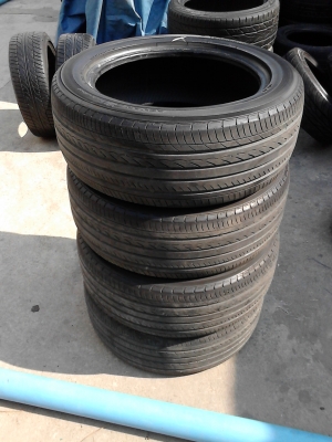 225/55R17  YOKOHAMA  ADVANCE db  มีชุด 4 เส้น โทร.081-427-3941
