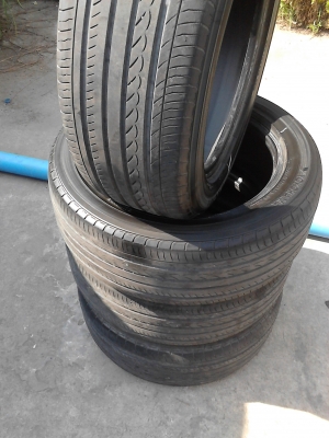 225/55R17  YOKOHAMA  ADVANCE db  มีชุด 4 เส้น โทร.081-427-3941