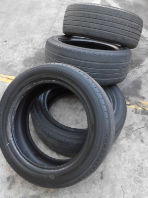 225/55R17  YOKOHAMA  ADVANCE db  มีชุด 4 เส้น โทร.081-427-3941