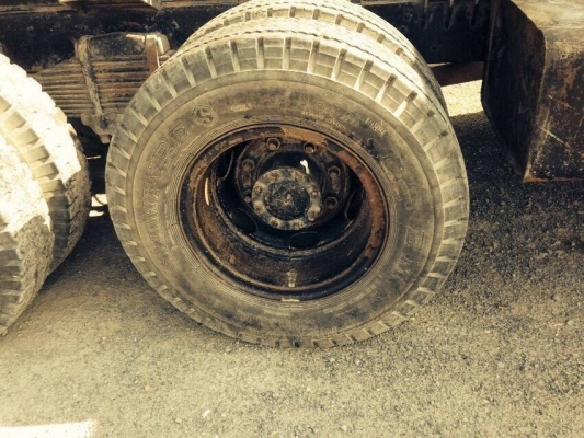 ขาย 10 ล้อหัวยาว เพลาเดียวดั้ม เครื่อง 6BD1 165 แรงม้าปั้มลม เกียร์ร็อคกี้ ช่วงล่าง FUSO  พวงมาลัยพาวเวอร์ เบรคลมดัน ทะเบียนพร้อมโอน