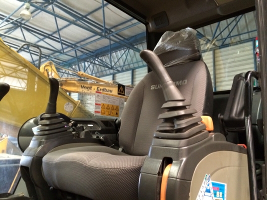 Sumitomo SH200-5 ปี 2010 4062 ชม. นำเข้าจากญี่ปุ่น สวยมากครับ