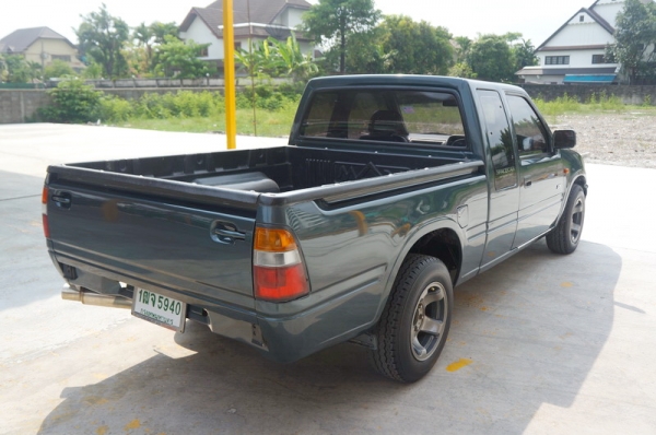 ISUZU DRANGON EYE 1997 เครื่อง2.5 ขายรถสวย พวงมาลัยพาวเวอร์ เครื่องวิ่งดี เกียร์,ช่วงล่าง ใช้งานปกติ แอร์เย็น ล้อMAX รถชับดีมาก สีสวย สภาพเบาะ,พวงมาลัยสมบูรณ์ การันตีรถสวย จัดไฟแนนได้