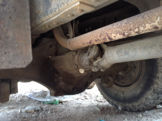 ขาย 10 ล้อเพลาเดียว KT925 พื้นเรียบ เครื่อง EH700 168 HP ช่วงล่างลูกหมากร้อย เบรคทิฟฟี่ ยาง 70\% ทะเบียนพร้อมแจ้ง ม79 ให้