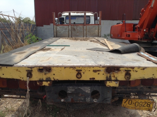 ขาย 10 ล้อเพลาเดียว KT925 พื้นเรียบ เครื่อง EH700 168 HP ช่วงล่างลูกหมากร้อย เบรคทิฟฟี่ ยาง 70\% ทะเบียนพร้อมแจ้ง ม79 ให้