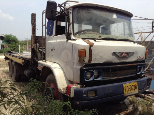 ขาย 10 ล้อเพลาเดียว KT925 พื้นเรียบ เครื่อง EH700 168 HP ช่วงล่างลูกหมากร้อย เบรคทิฟฟี่ ยาง 70\% ทะเบียนพร้อมแจ้ง ม79 ให้