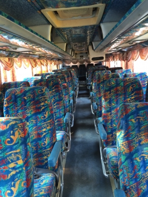 ขายรถบัส 6 ล้อ คัสซี Hino เครื่อง Hino F17C