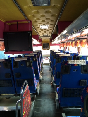 ขายรถบัส 6 ล้อ คัสซี Nissan เครื่อง Hino EF750