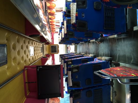 ขายรถบัส 6 ล้อ คัสซี Nissan เครื่อง Hino EF750