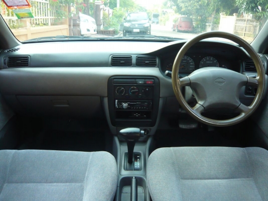 SUNNY 1.6 SUPER SALOON รถบ้านสภาพพร้อมใช้งานทันที