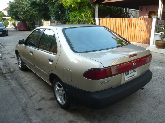 SUNNY 1.6 SUPER SALOON รถบ้านสภาพพร้อมใช้งานทันที