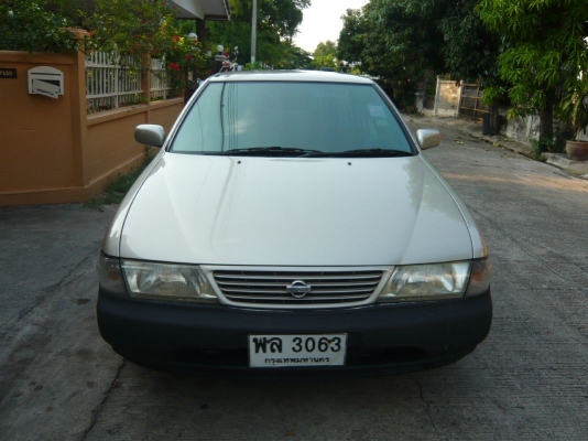 SUNNY 1.6 SUPER SALOON รถบ้านสภาพพร้อมใช้งานทันที