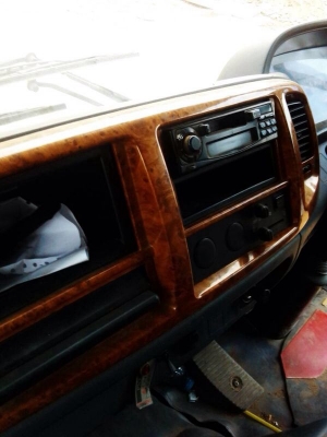 รถฮีโน่ 10 ล้อดั้ม 220 แรงม้า. ปี 48  สนใจติดต่อ 081 - 6079515