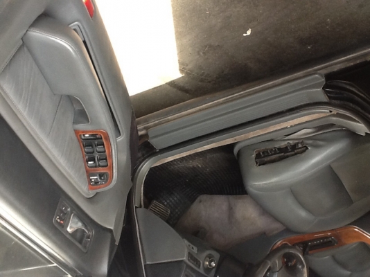 ขายรถหรู วิ่งทางใกลสบาย ขายรถหรู วิ่งทางใกลสบาย