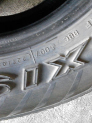 195R14   MAXXIS MA-579  มีชุด 4 เส้น  โทร.081-427-3941