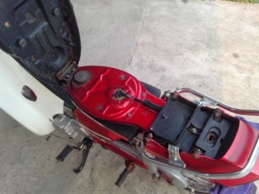 ขายดรีมสีแดงตูดเป็ด สตาร์ทมือทะเบียนโอน