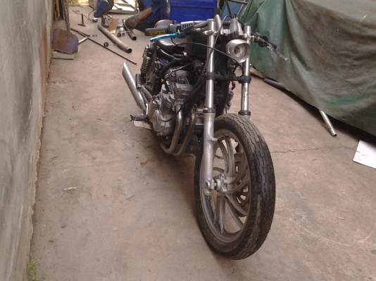 yamaha xj400 ชลบุรี