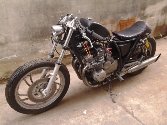 yamaha xj400 ชลบุรี