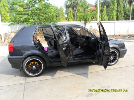 ขายรถ Volk Golf 5 ประตู ปี94 เครื่องโตโยต้า 7A เกียร์ออโต้ ติดแก๊ส LPG ระบบหัวฉีด เบาะหนัง แอร์เย็นๆ วิทยุCD เพาเวอร์ ไฟฟ้าทั้งคัน แม็ก 17"