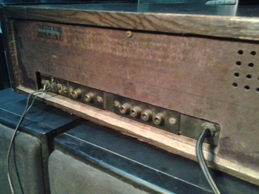 ขายรีซีฟเวอร์ วิทยุมีขยายมีaux รุ่นเก๊าเก่าวิทยุเข็มของbeltekญี่ปุ่น ไฟ220 fm108 ขายรีซีฟเวอร์ วิทยุมีขยายมีaux รุ่นเก๊าเก่าวิทยุเข็มของbeltekญี่ปุ่น ไฟ220 fm108