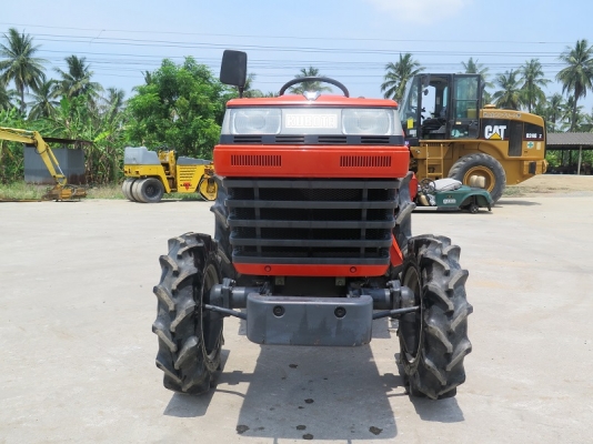 รถไถ KUBOTA L1-235DT มือสอง นำเข้าจากญี่ปุ่น