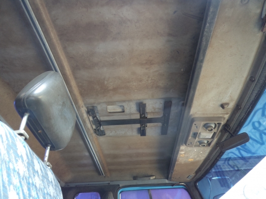 ขาย475000บาทรถ6ล้ออีซูซุร็อกหัวคัซซีครื่อง165แรงม้า เอกสารพร้อมโอน