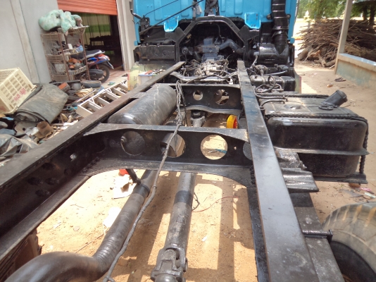 ขาย475000บาทรถ6ล้ออีซูซุร็อกหัวคัซซีครื่อง165แรงม้า เอกสารพร้อมโอน